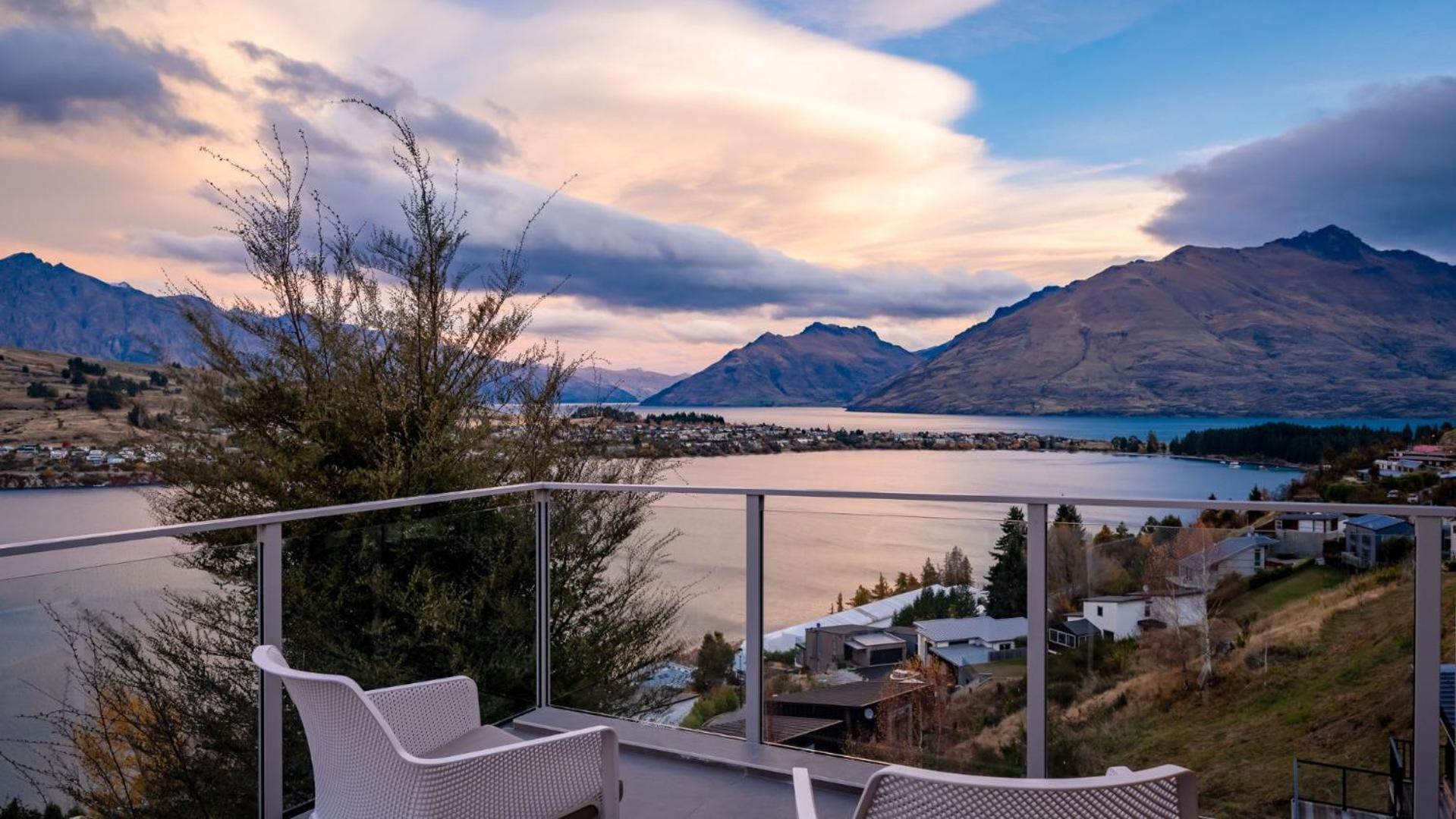 Tahuna Vista-Fire Place-Hot Tub -Free Parking -Bbq Queenstown Exterior foto